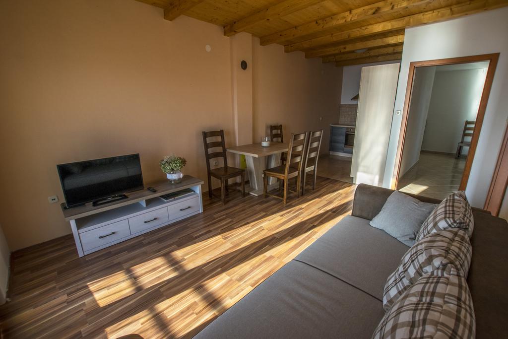 Apartment Duda Starigrad Paklenica Exteriér fotografie